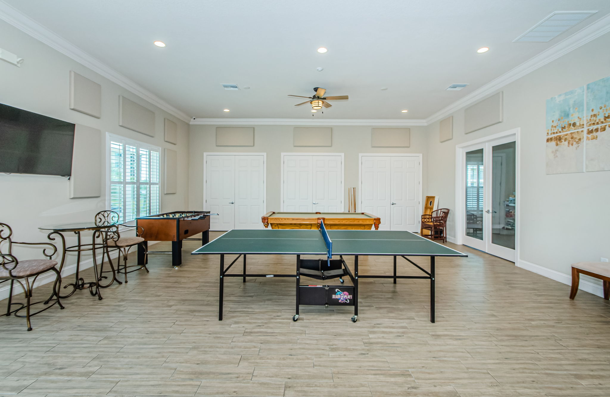 Clubhouse Interior 1D