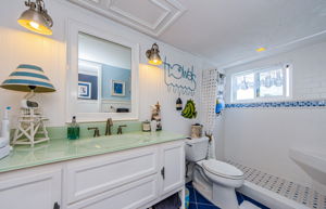 Bathroom 2a