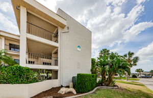 Front Exterior 4
