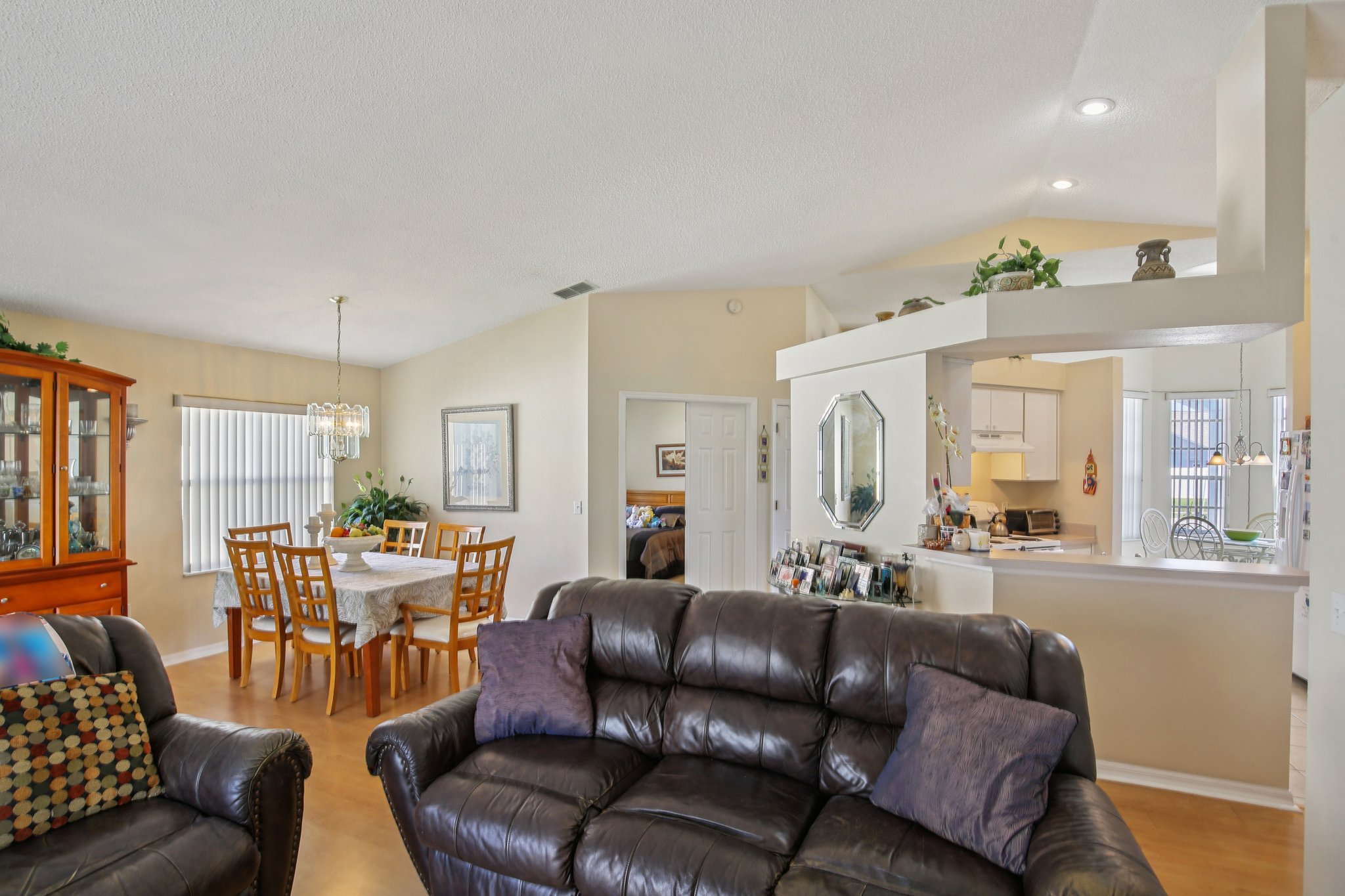 National Dr-S2303-007.jpg