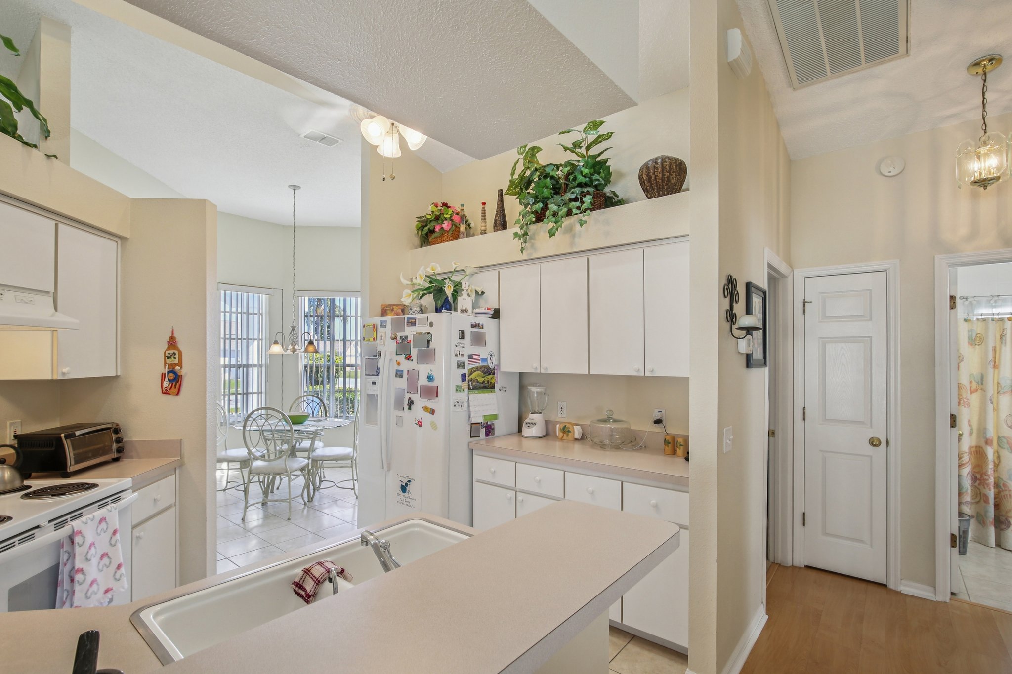 National Dr-S2303-013.jpg