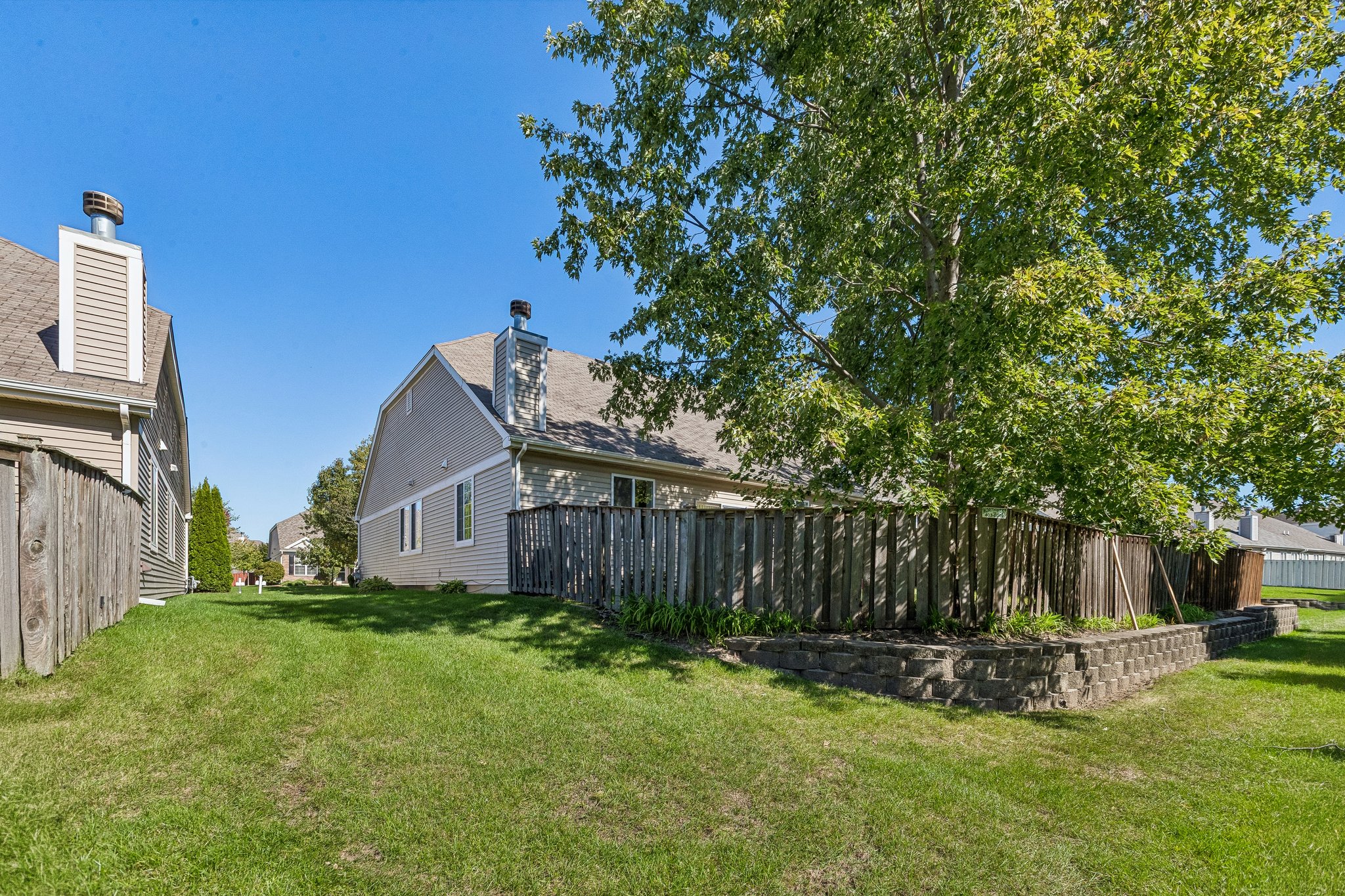 Tremont Ln-S0710-029.jpg