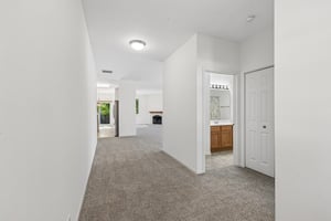 Tremont Ln-S0710-005.jpg