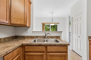 Tremont Ln-S0710-015.jpg