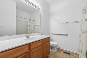 Tremont Ln-S0710-019.jpg