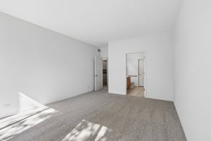Tremont Ln-S0710-024.jpg