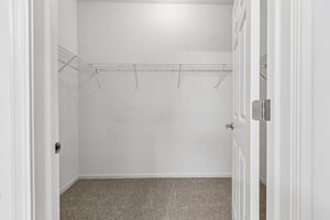 Tremont Ln-S0710-028.jpg