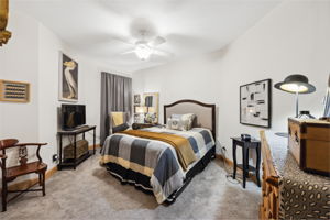 15_Interior