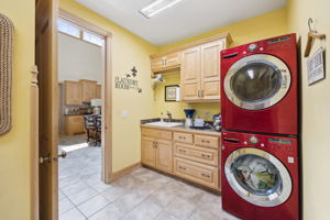21_Interior