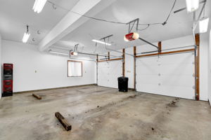 Large 2-Car Garage