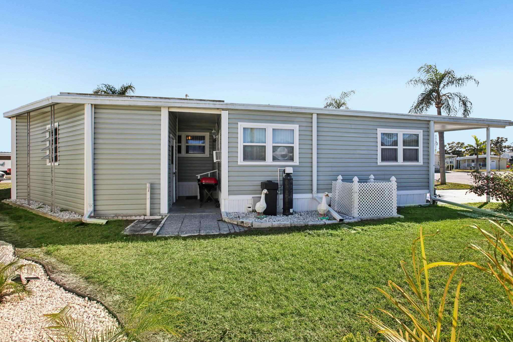 B St 123-S0201-037.jpg