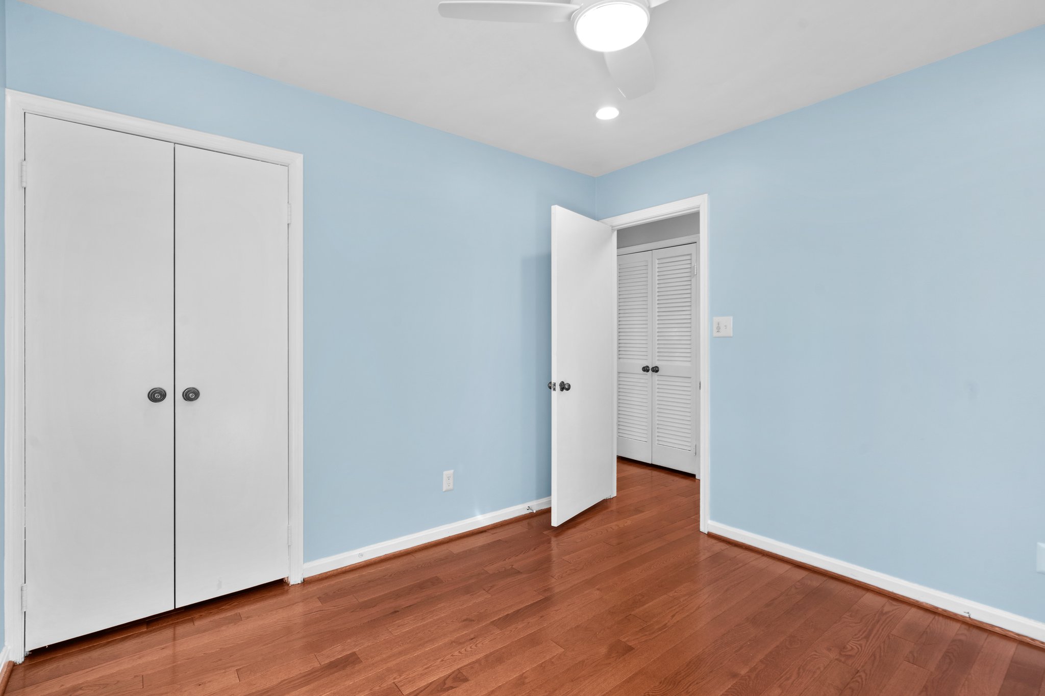 35. 8213 Killean Way.jpg