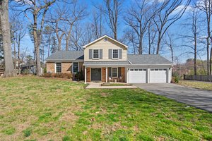 01. 8213 Killean Way.jpg