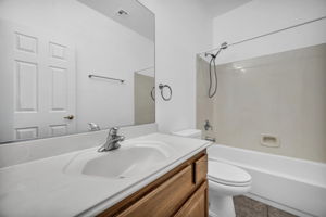  Photo 46