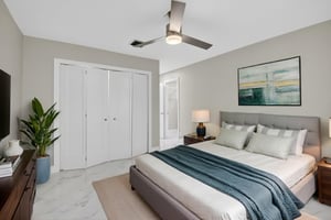 DSC_6356 virtually staged.jpeg