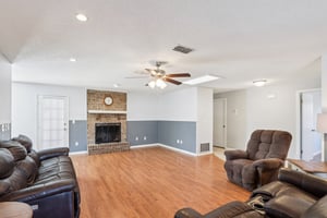 Ashwood Ct-S0502-008.jpg