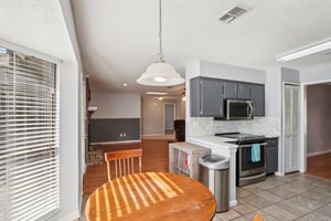 Ashwood Ct-S0502-012.jpg