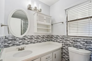 Ashwood Ct-S0502-024.jpg