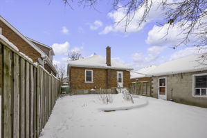  Photo 49