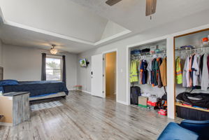  Photo 44