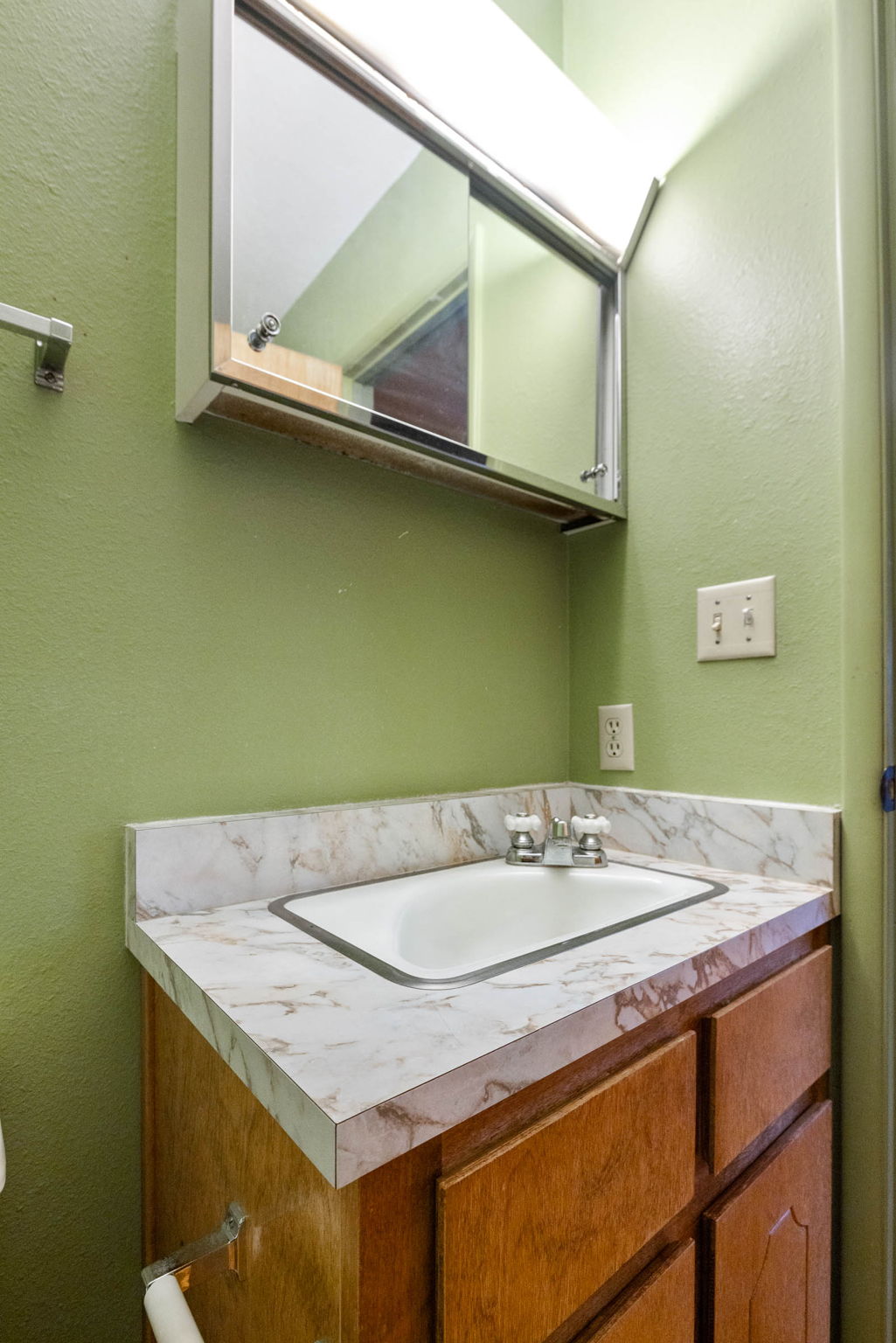 Primary Bathroom (1)