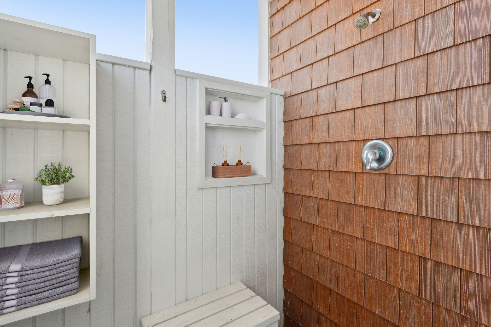 ... and enjoy the invigorating sensation of an outdoor shower.