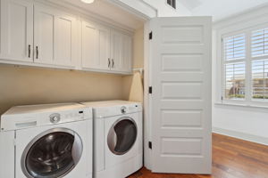 For added convenience, laundry is located on the 2nd floor for easy access.