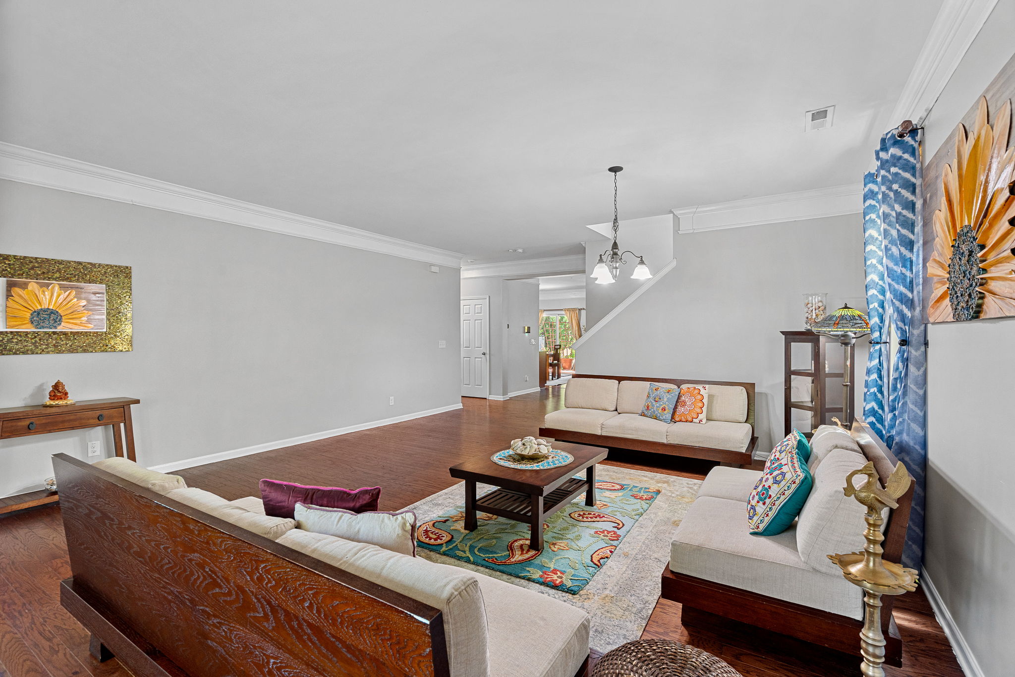 Living Room (alt view)