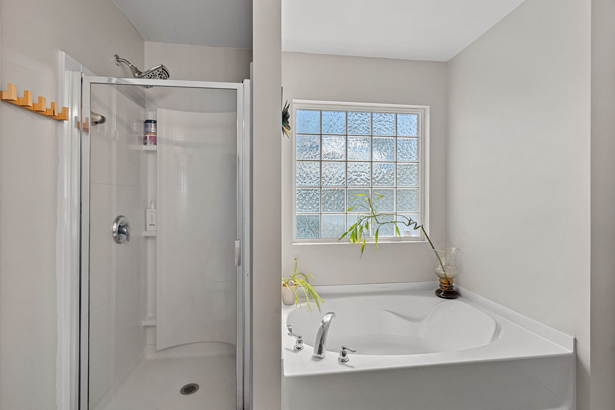 Primary Bathroom (alt view)