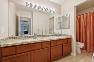 Hollow Wharf Dr-S0509-059.jpg