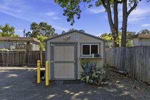  Photo 40