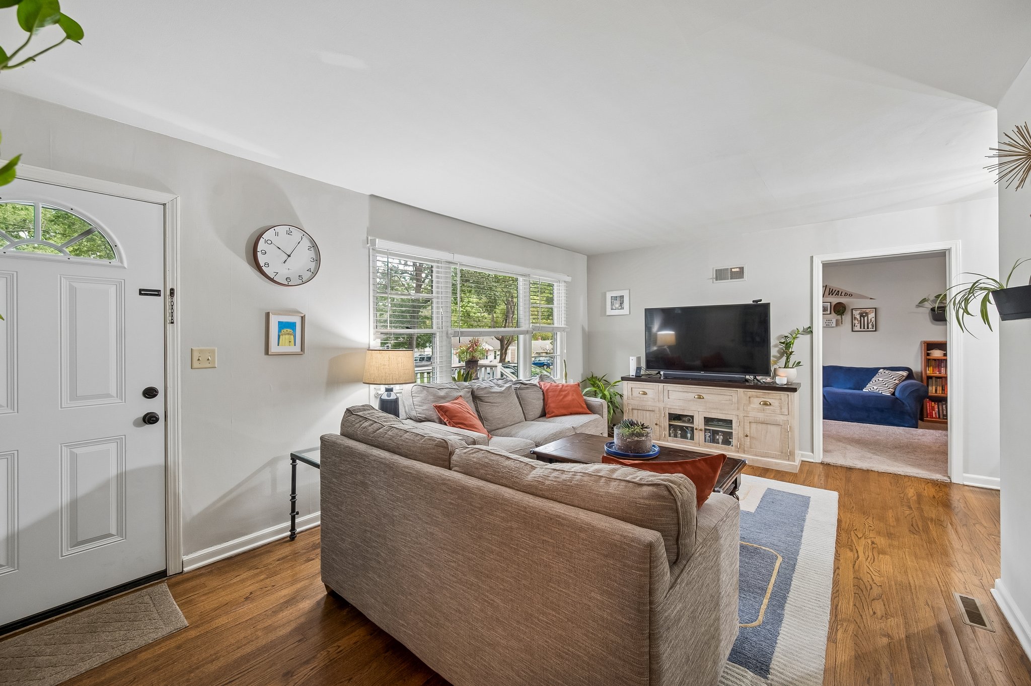 10121 - 8225 Jarboe St_005.jpg