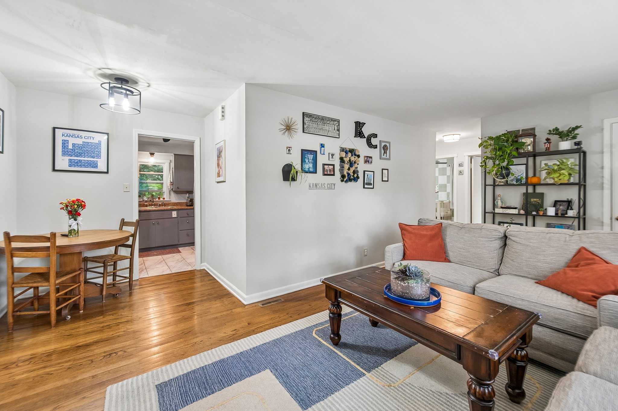 10121 - 8225 Jarboe St_006.jpg