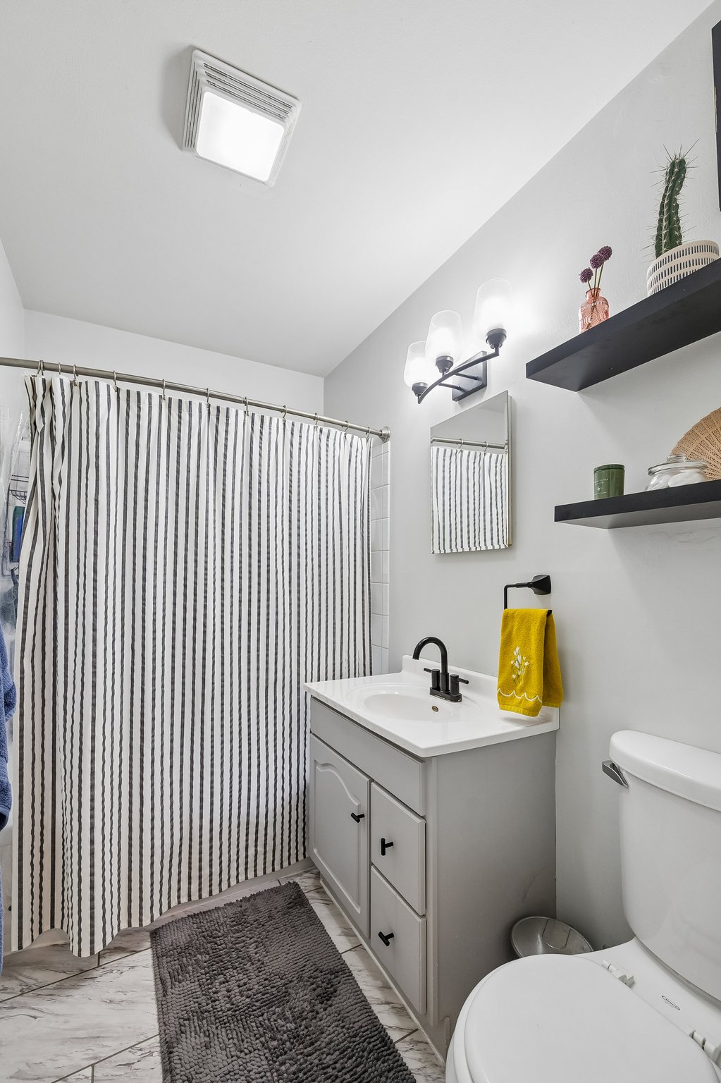 10121 - 8225 Jarboe St_013.jpg