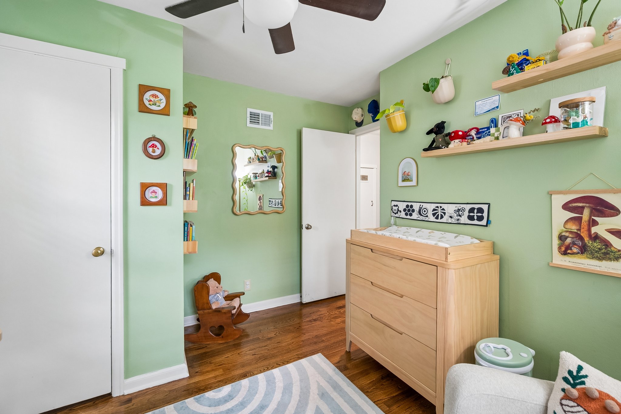10121 - 8225 Jarboe St_014.jpg