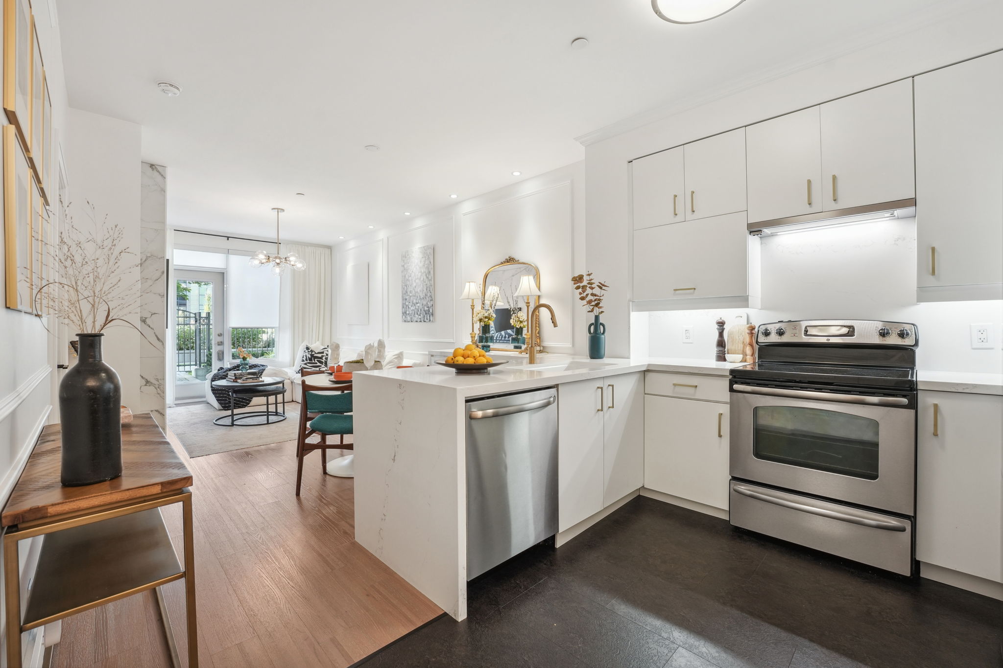 8228 Birchmount Rd Unit 116 Markham, ON L3R 1A6