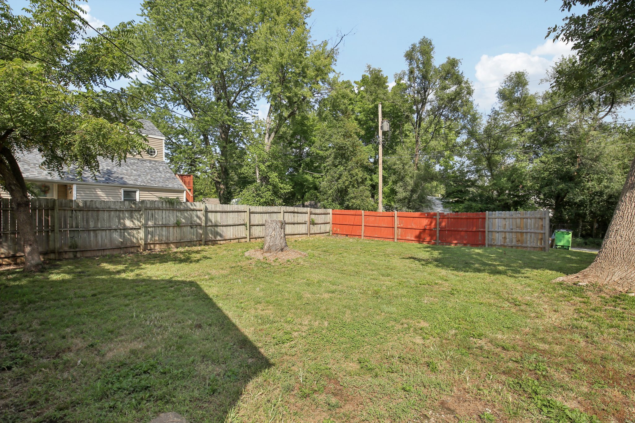 S Tremont Ave-S0309-023.jpg
