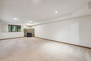 17_Interior