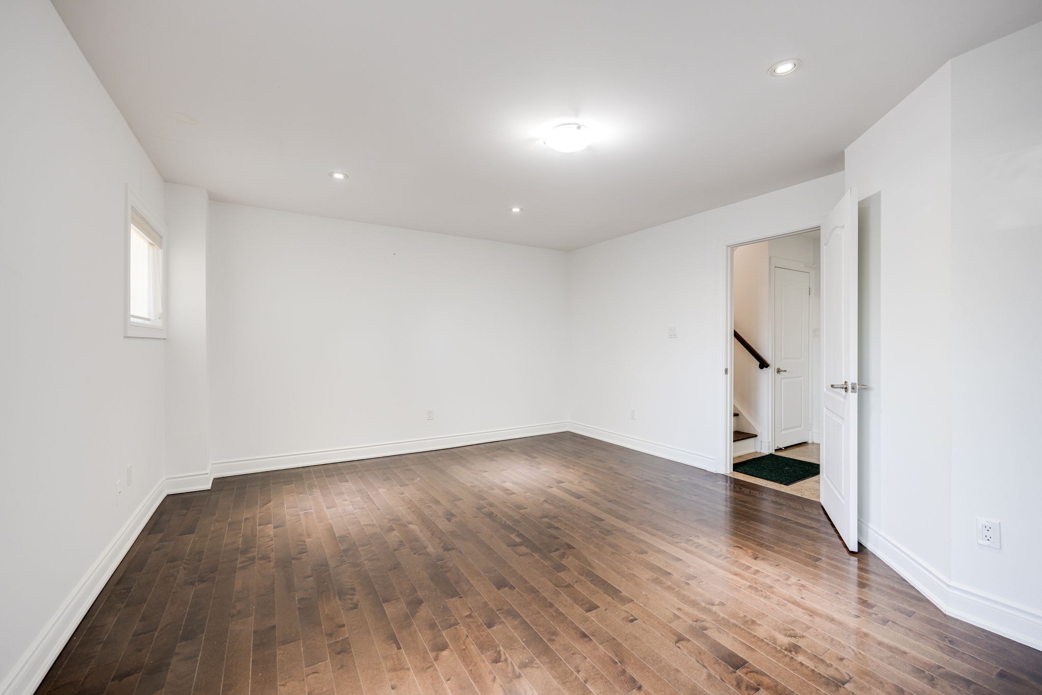 Vaughan property showcase — delivered property photograph 35