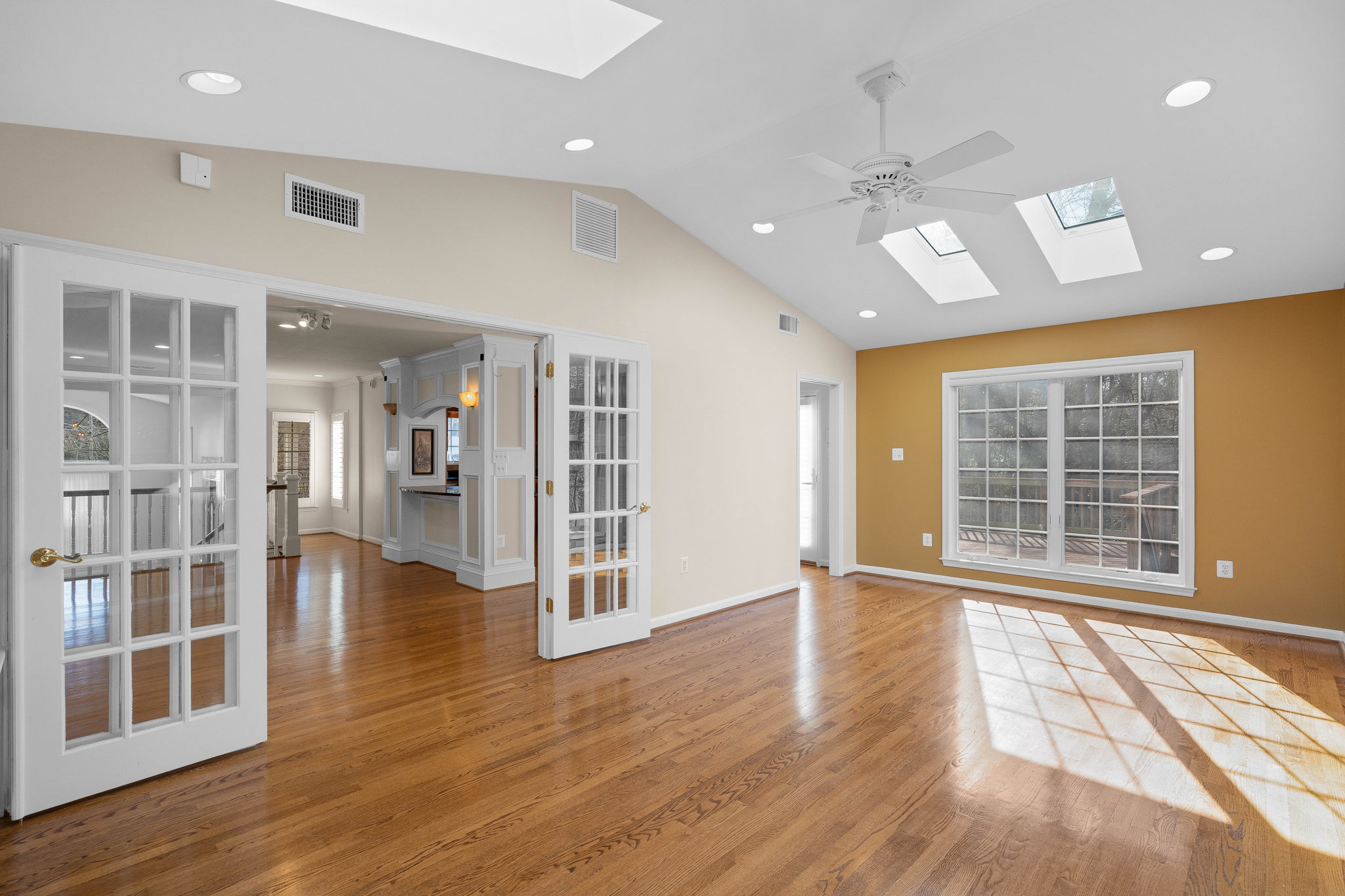 8232 Citadel Pl, Vienna, VA 22180, USA Photo 26