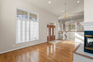 8232 Citadel Pl, Vienna, VA 22180, USA Photo 22