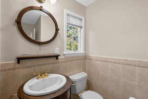 8232 Citadel Pl, Vienna, VA 22180, USA Photo 41