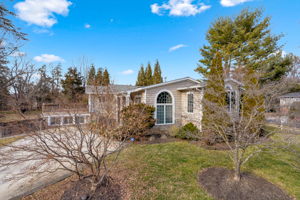 8232 Citadel Pl, Vienna, VA 22180, USA Photo 2