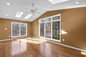 8232 Citadel Pl, Vienna, VA 22180, USA Photo 24