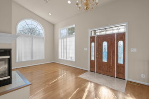 8232 Citadel Pl, Vienna, VA 22180, USA Photo 4