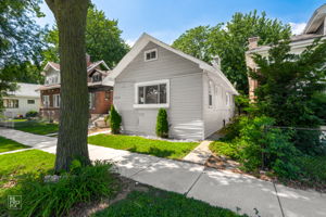 8234 S Kimbark Ave, Chicago, IL 60619_001