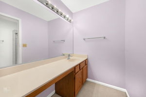 8235 Ripple Ridge, Darien, IL 60561_008