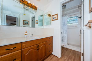 Bathroom 1a