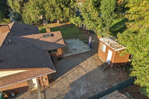  Photo 40