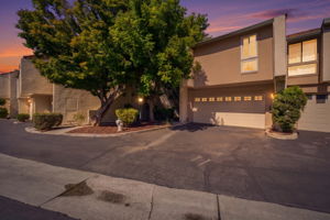  Photo 0